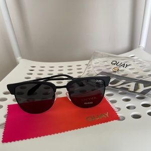 QUAY Polarized Evasive sunglasses